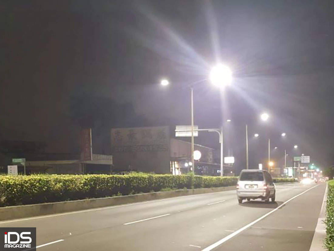安防-路燈換裝節能減碳年省2億電費  智慧路燈自動報修